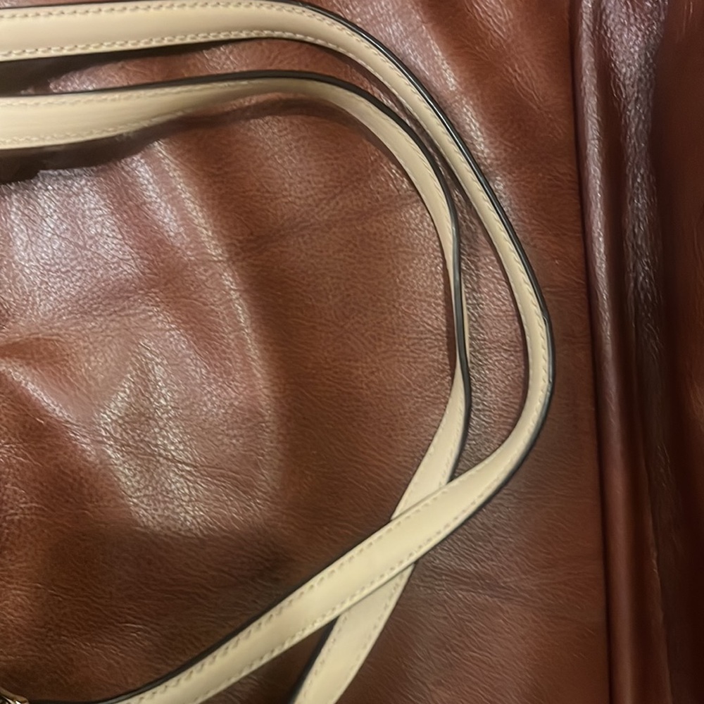 Michael Kors handbag - Picture 6 of 9